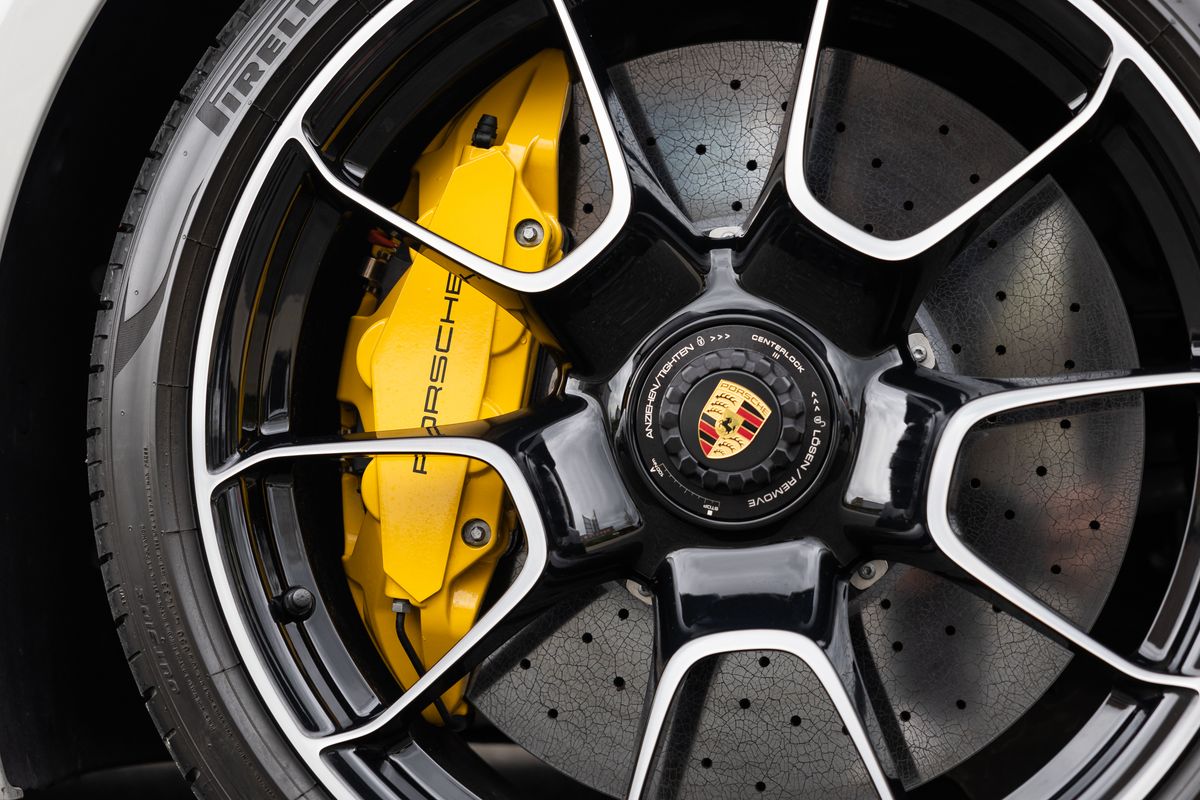 2022 Porsche 911 (992) Turbo S Cabriolet