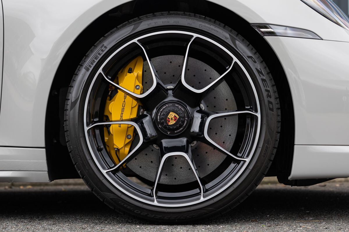 2022 Porsche 911 (992) Turbo S Cabriolet