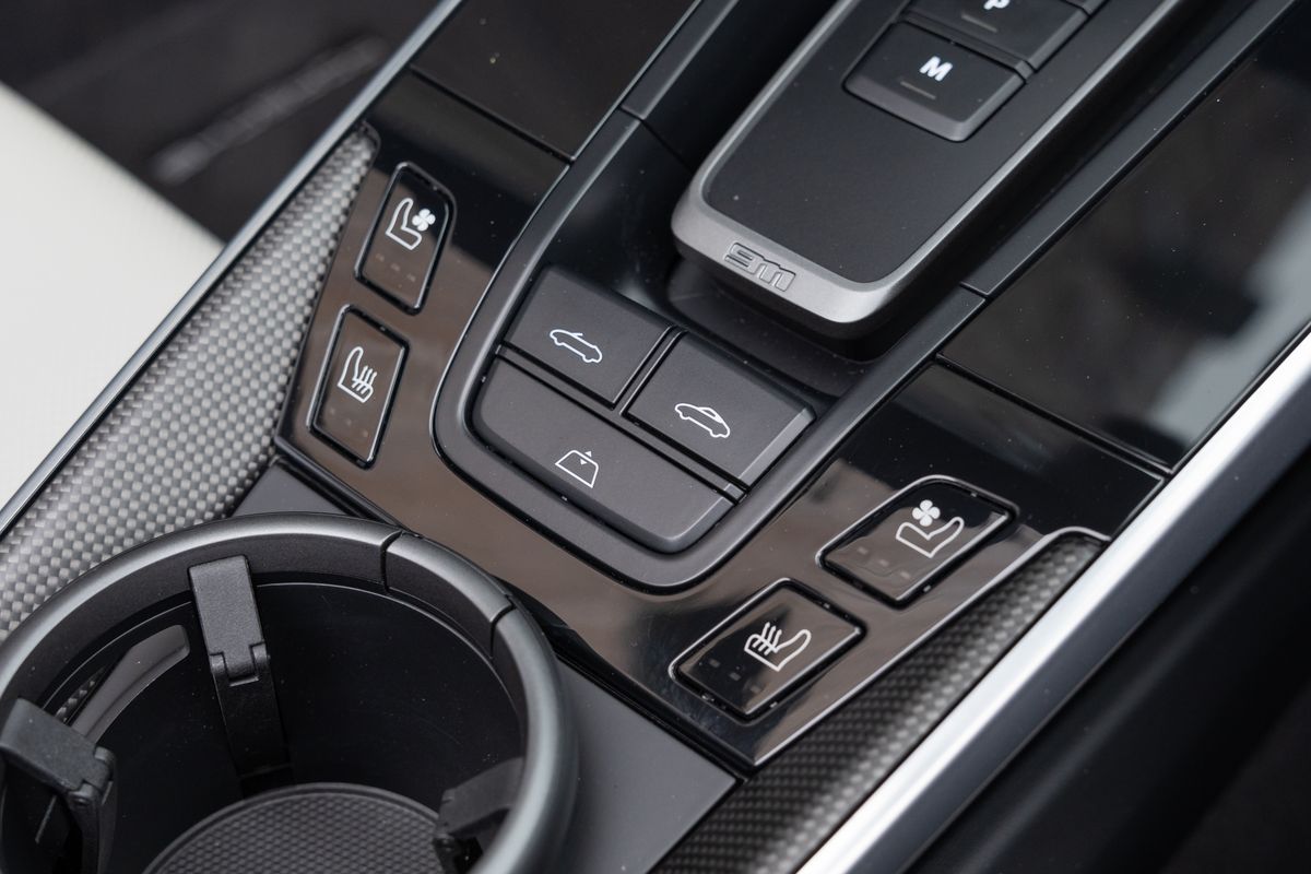 2022 Porsche 911 (992) Turbo S Cabriolet
