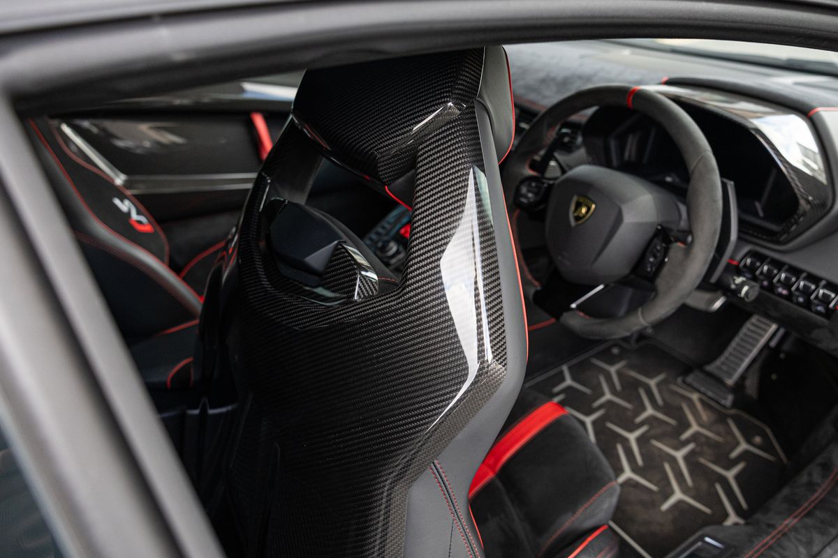Lamborghini Aventador SVJ