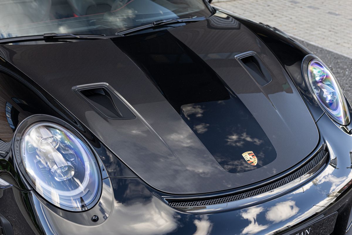 2018 Porsche 911 (991.2) GT2 RS Weissach