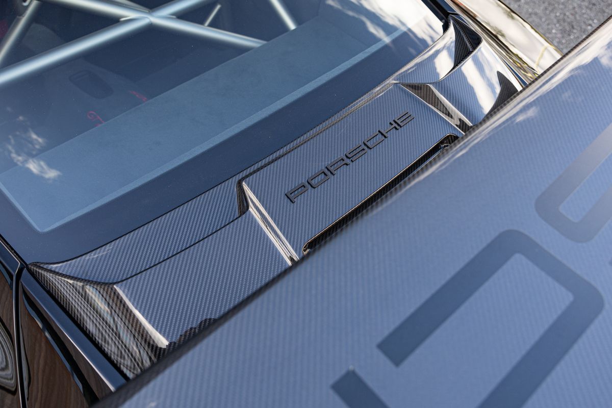 2018 Porsche 911 (991.2) GT2 RS Weissach