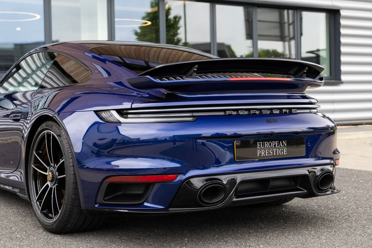 2024 Porsche 911 (992) Turbo S