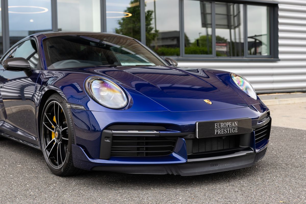 2024 Porsche 911 (992) Turbo S