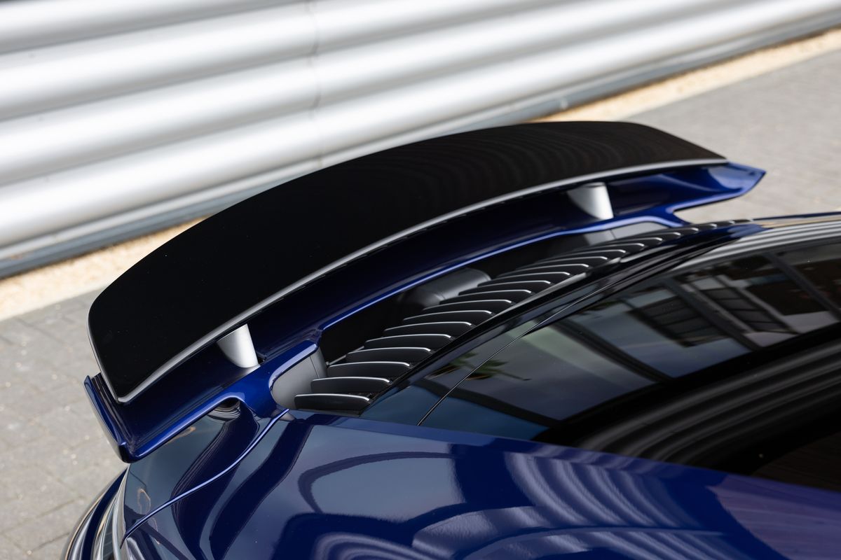 2024 Porsche 911 (992) Turbo S