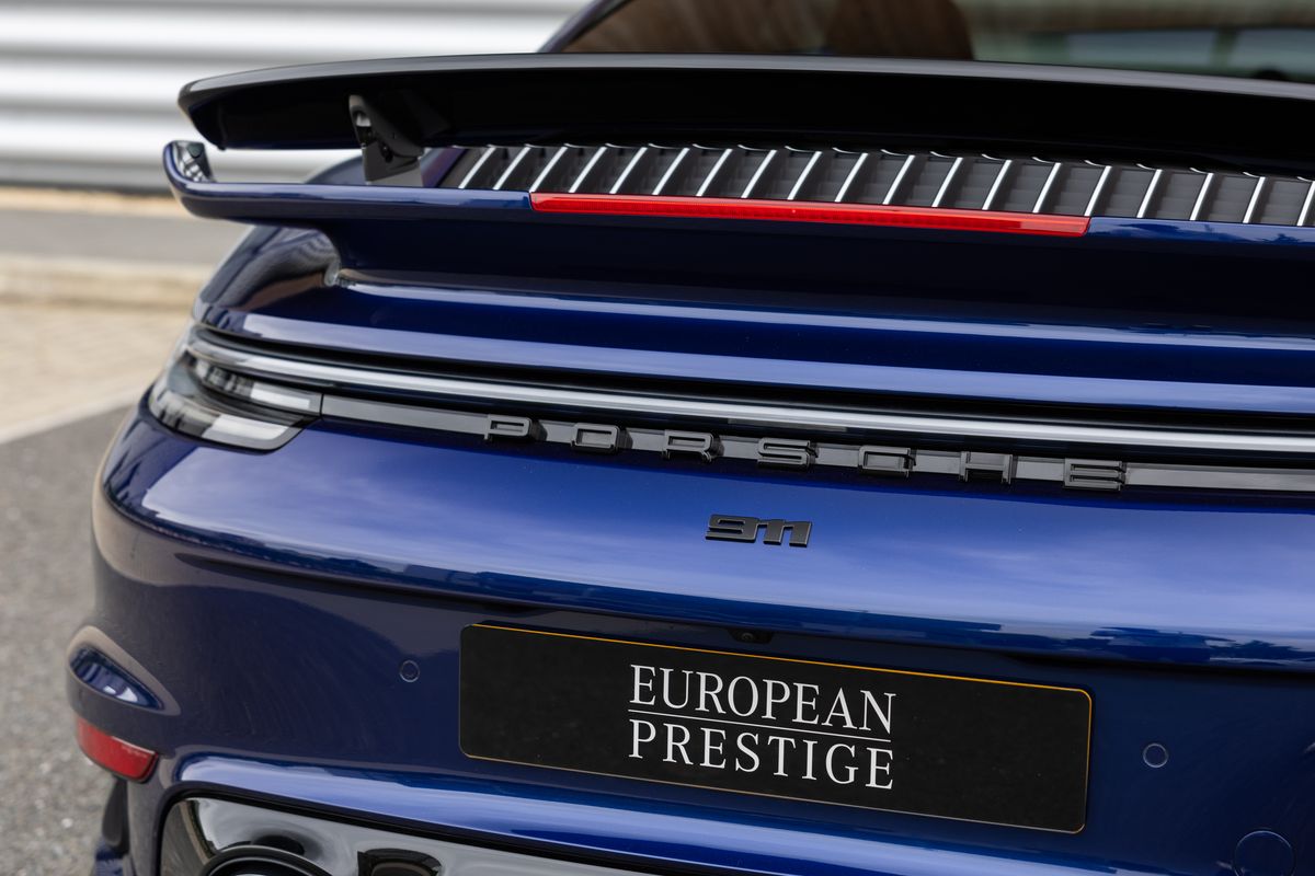 2024 Porsche 911 (992) Turbo S