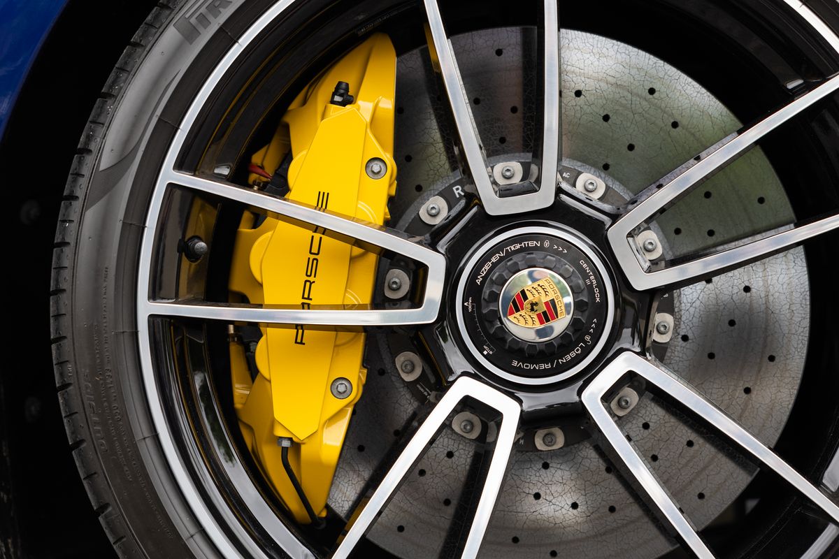 2024 Porsche 911 (992) Turbo S