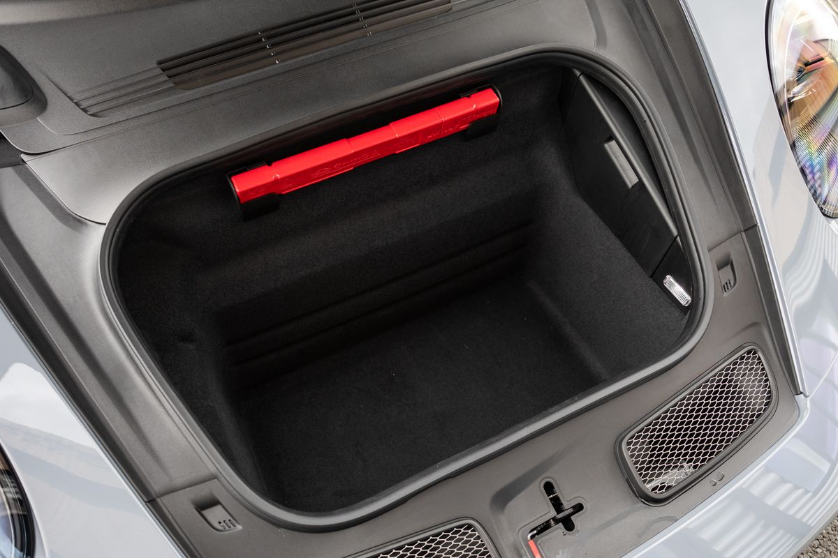 2023 Porsche 911 (992) GT3 Touring