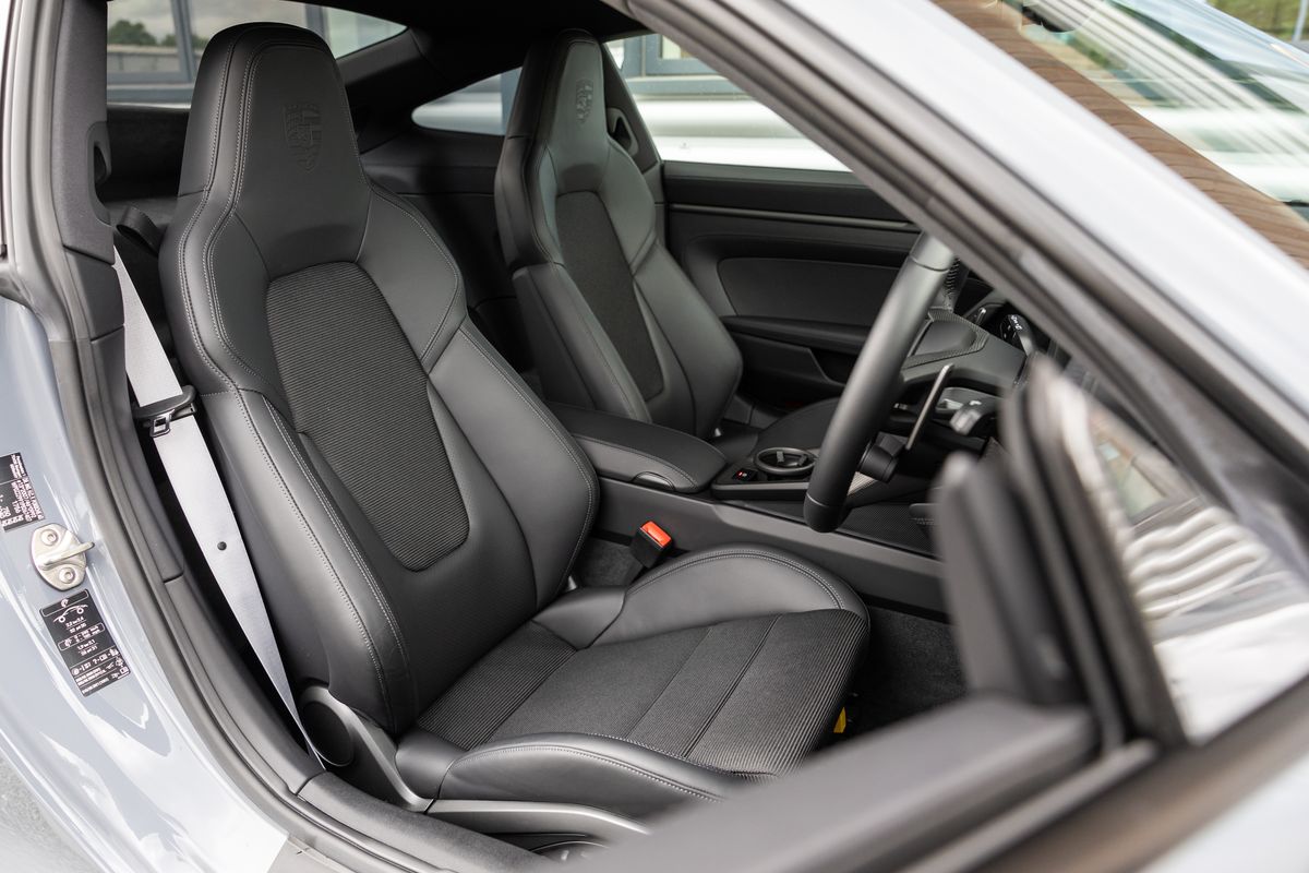 2023 Porsche 911 (992) GT3 Touring