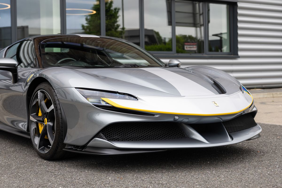 2022 Ferrari SF90 Stradale Assetto Fiorano