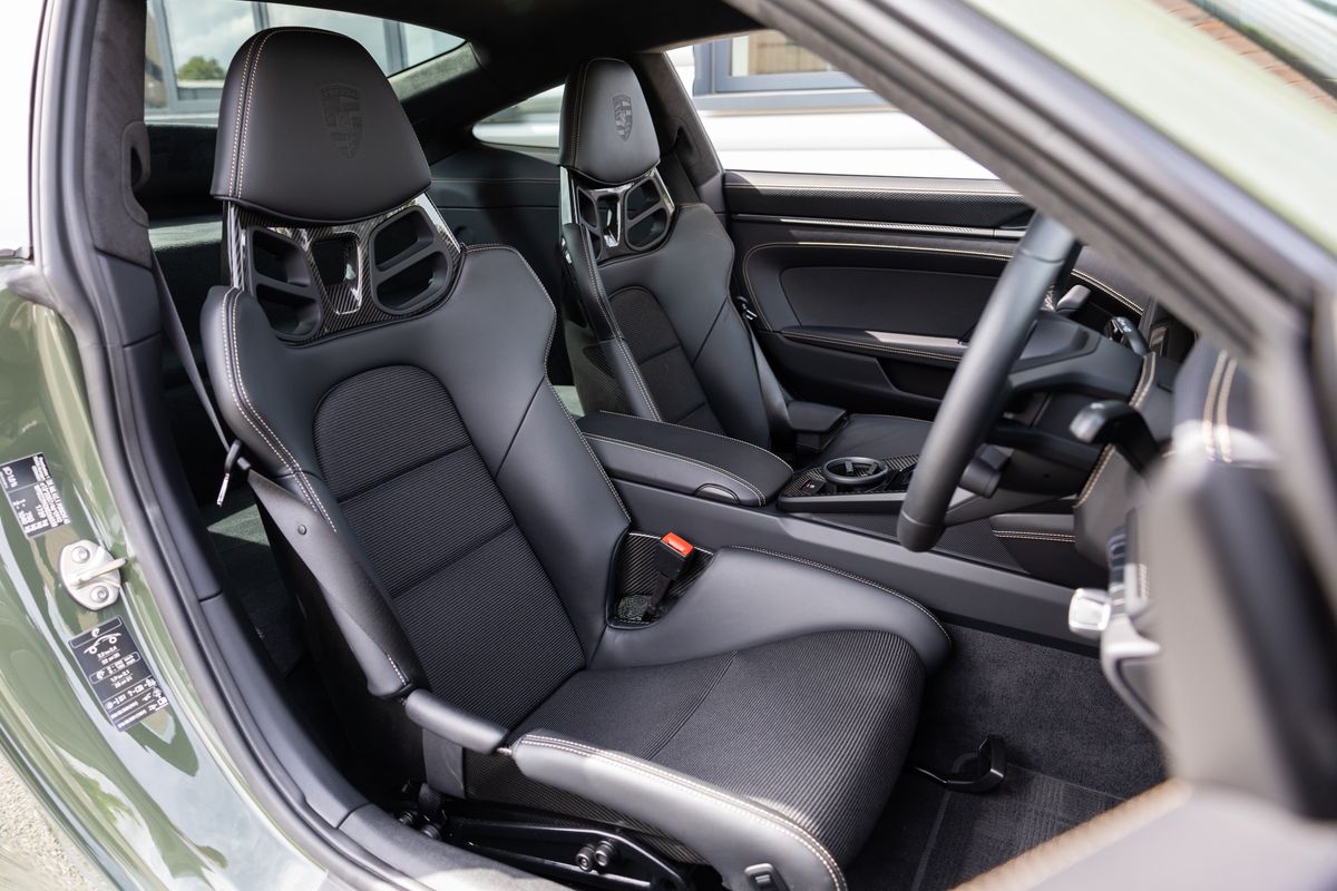 2022 Porsche 911 (992) GT3 Touring