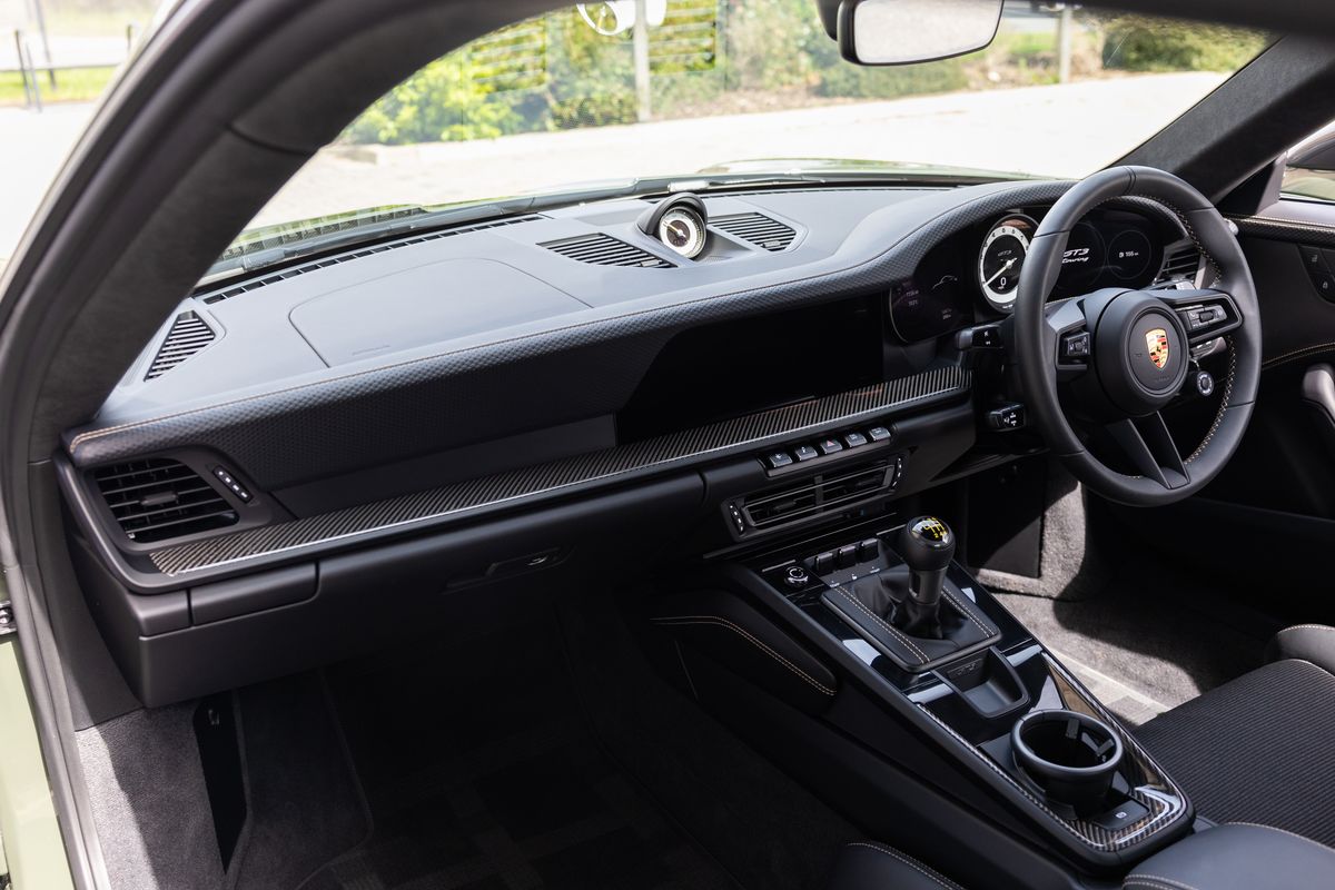 2022 Porsche 911 (992) GT3 Touring