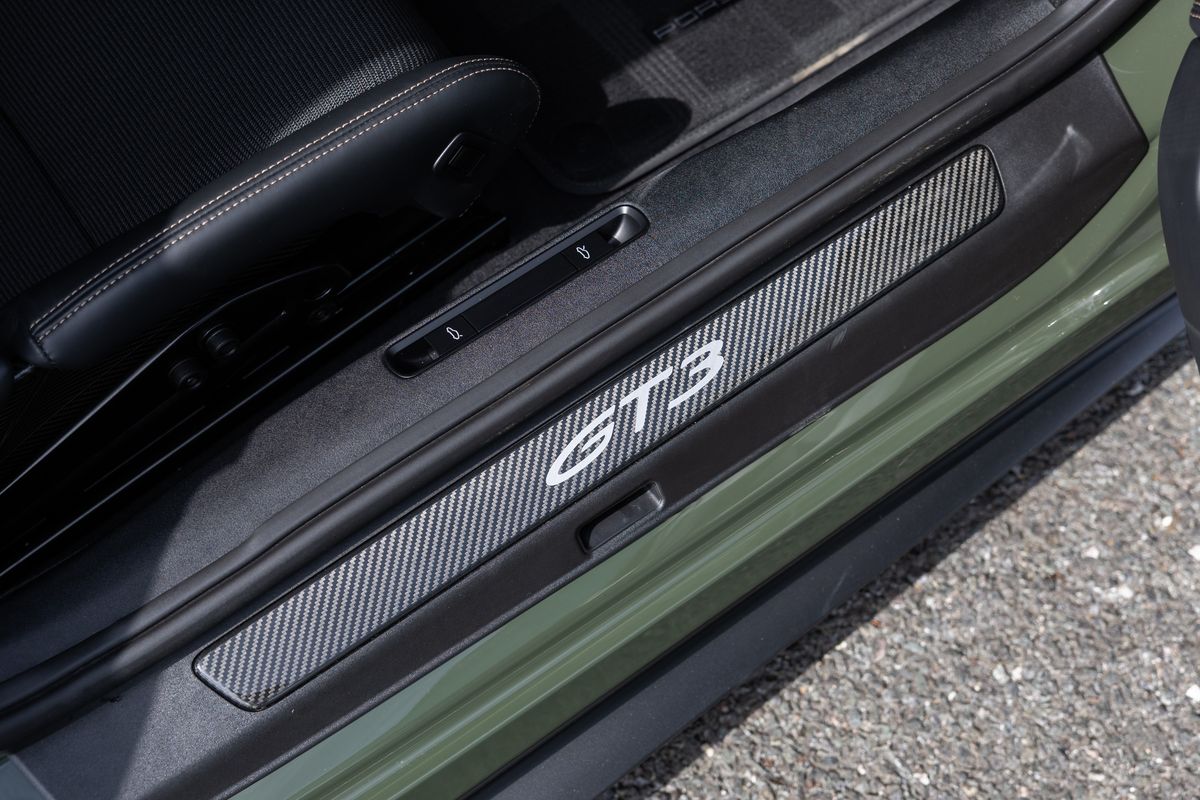 2022 Porsche 911 (992) GT3 Touring