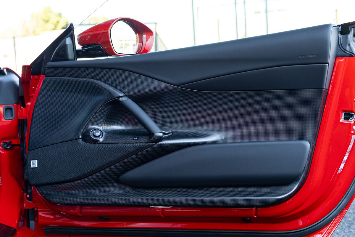 2022 Ferrari 812 Competizione
