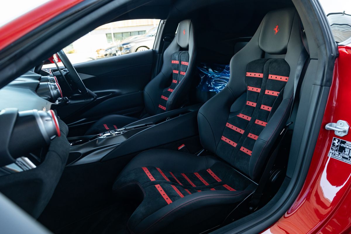 2022 Ferrari 812 Competizione