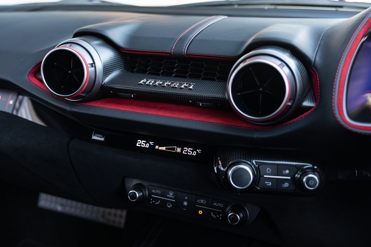 2022 Ferrari 812 Competizione