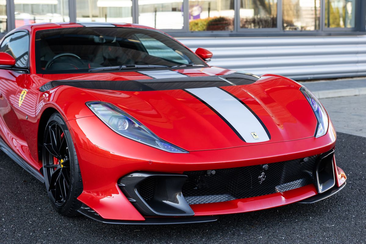 2022 Ferrari 812 Competizione