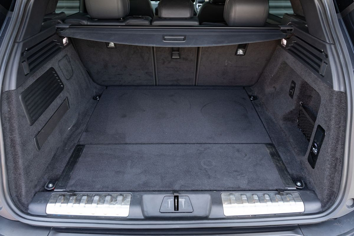 2023 Land Rover Range Rover Sport P550e Autobiography