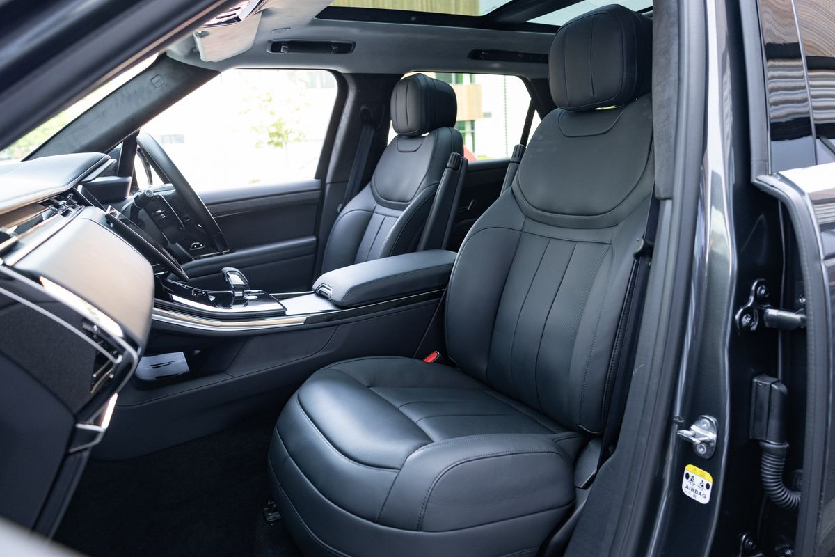 2023 Land Rover Range Rover Sport P550e Autobiography