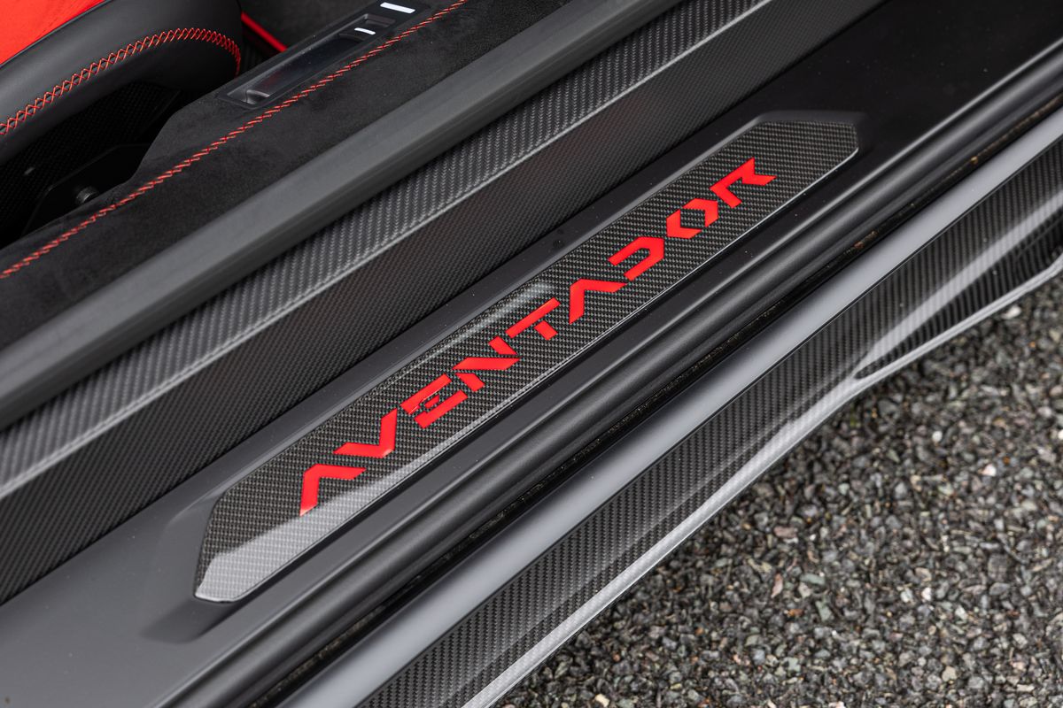 2021 Lamborghini Aventador SVJ Roadster LP770-4