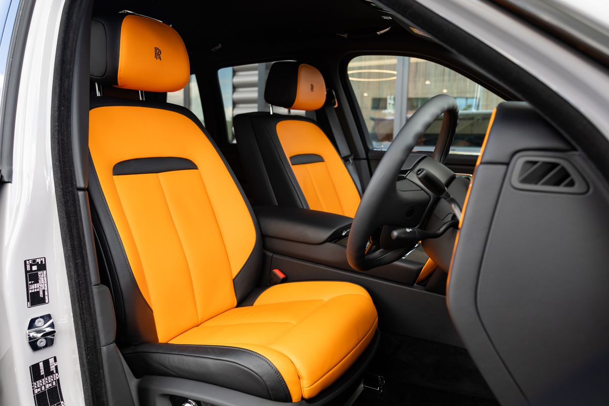 2023 Rolls-Royce Cullinan Urban Widetrack