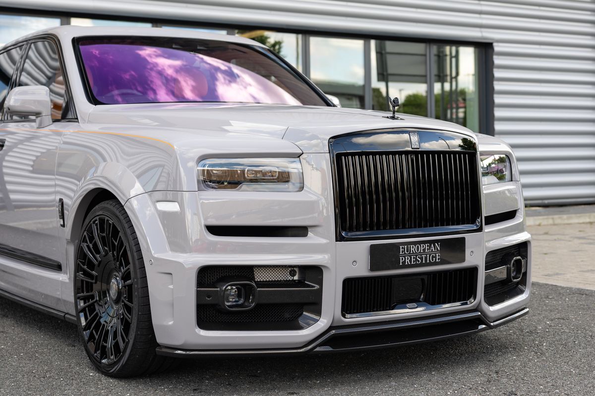 2023 Rolls-Royce Cullinan Urban Widetrack
