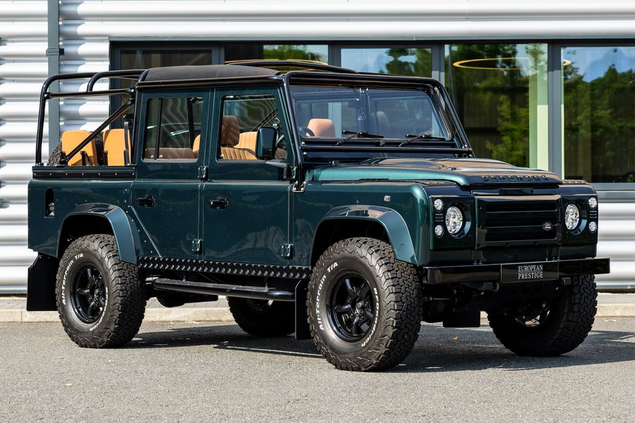 Land Rover Defender 110 Double Cab Pick-Up