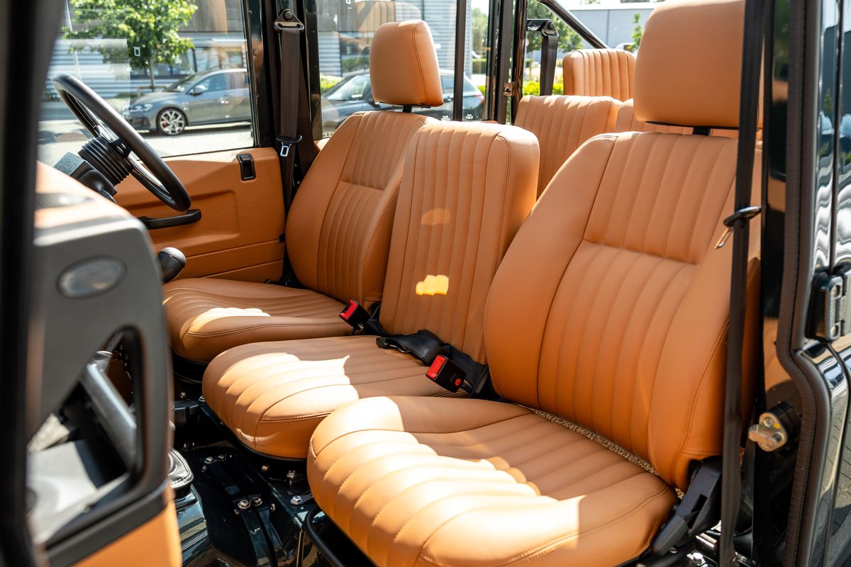 1988 Land Rover Defender 110 Double Cab Pick-Up