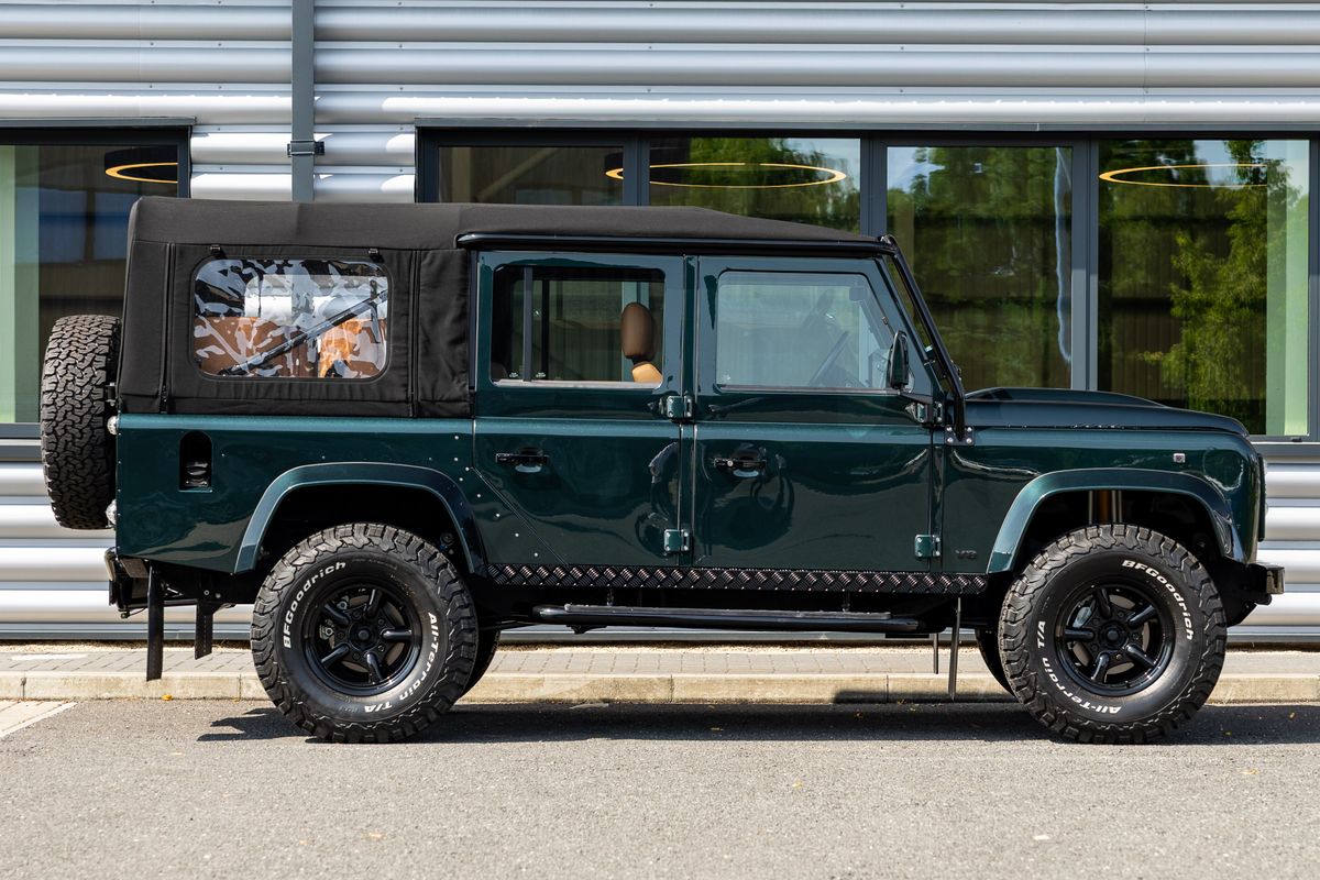 1988 Land Rover Defender 110 Double Cab Pick-Up