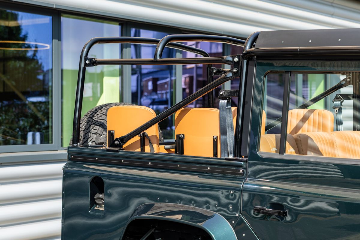 1988 Land Rover Defender 110 Double Cab Pick-Up