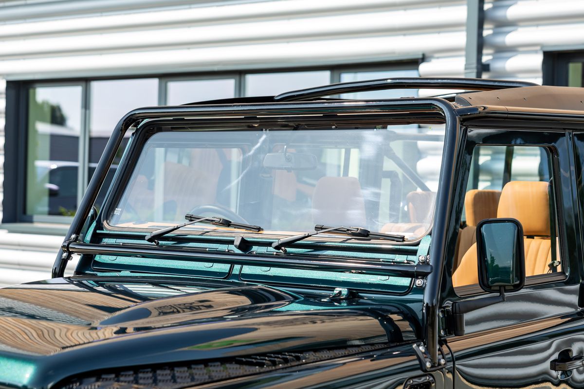 1988 Land Rover Defender 110 Double Cab Pick-Up