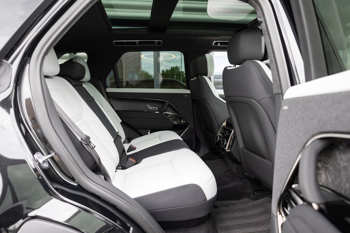 2023 Land Rover Range Rover Sport P530 First Edition