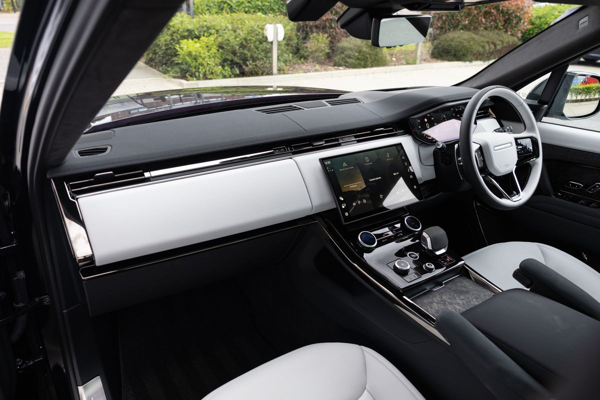 2023 Land Rover Range Rover Sport P530 First Edition