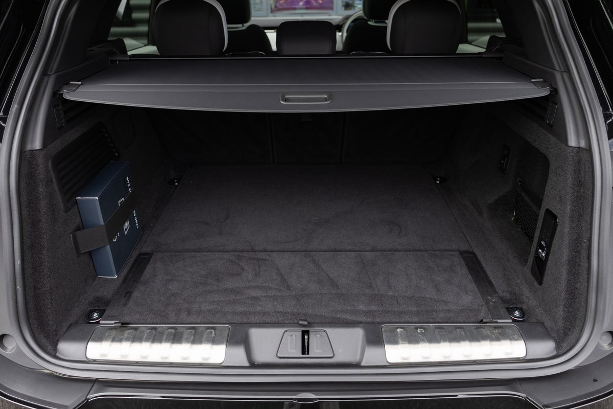 2023 Land Rover Range Rover Sport P530 First Edition