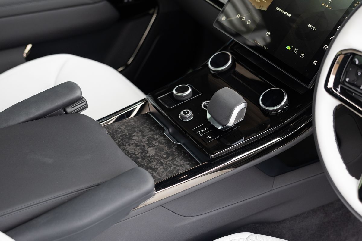 2023 Land Rover Range Rover Sport P530 First Edition