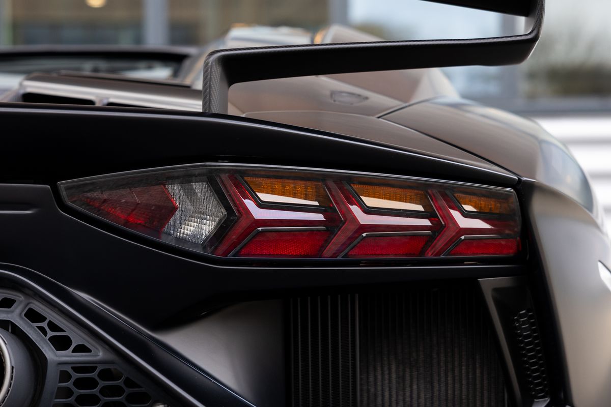 2021 Lamborghini Aventador SVJ Roadster