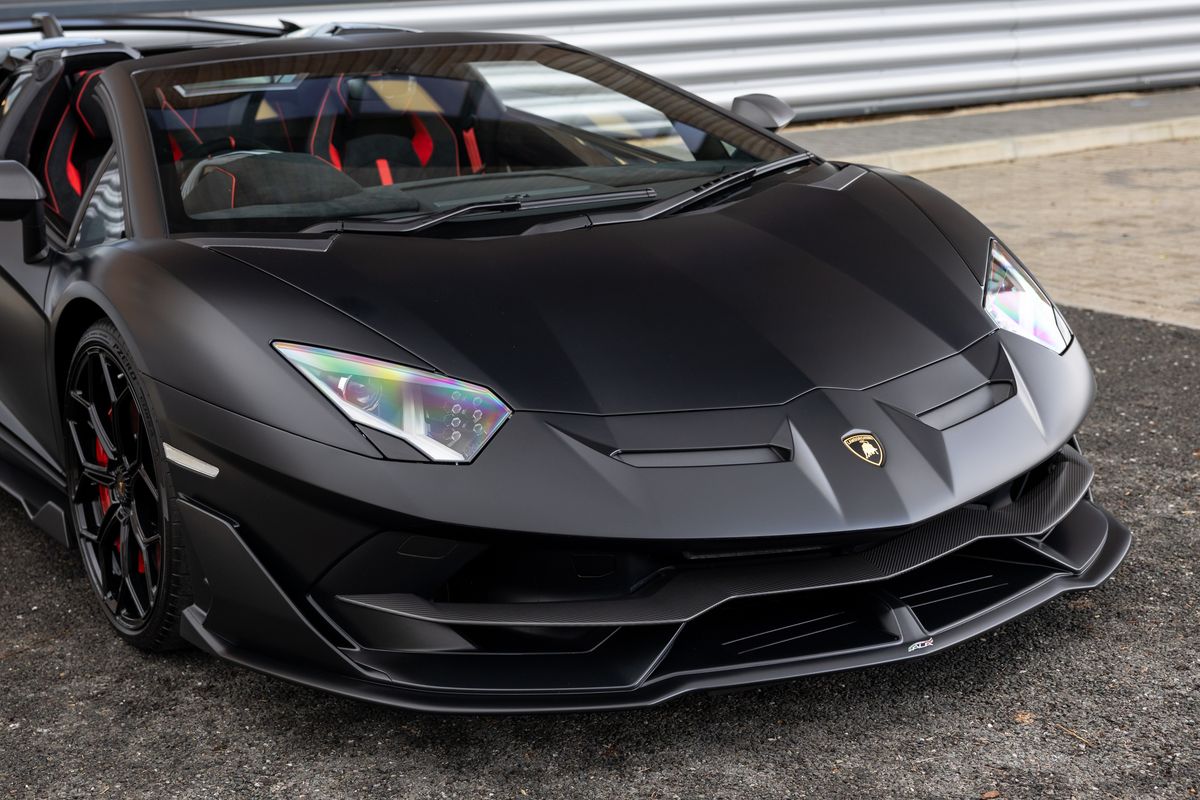 2021 Lamborghini Aventador SVJ Roadster