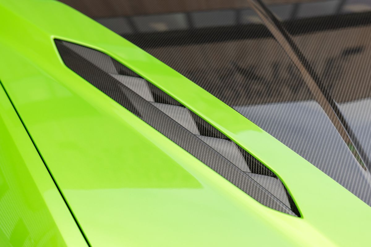 2024 Lamborghini Urus Performante
