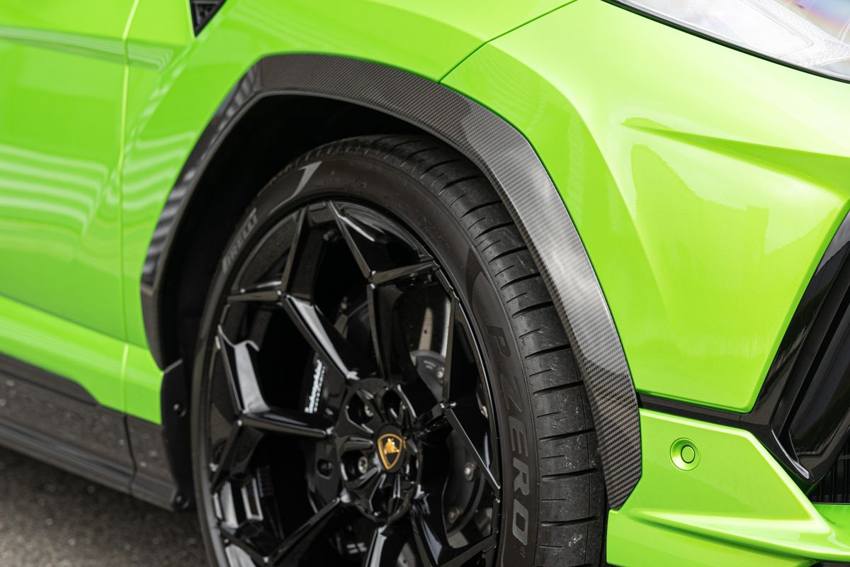 2024 Lamborghini Urus Performante