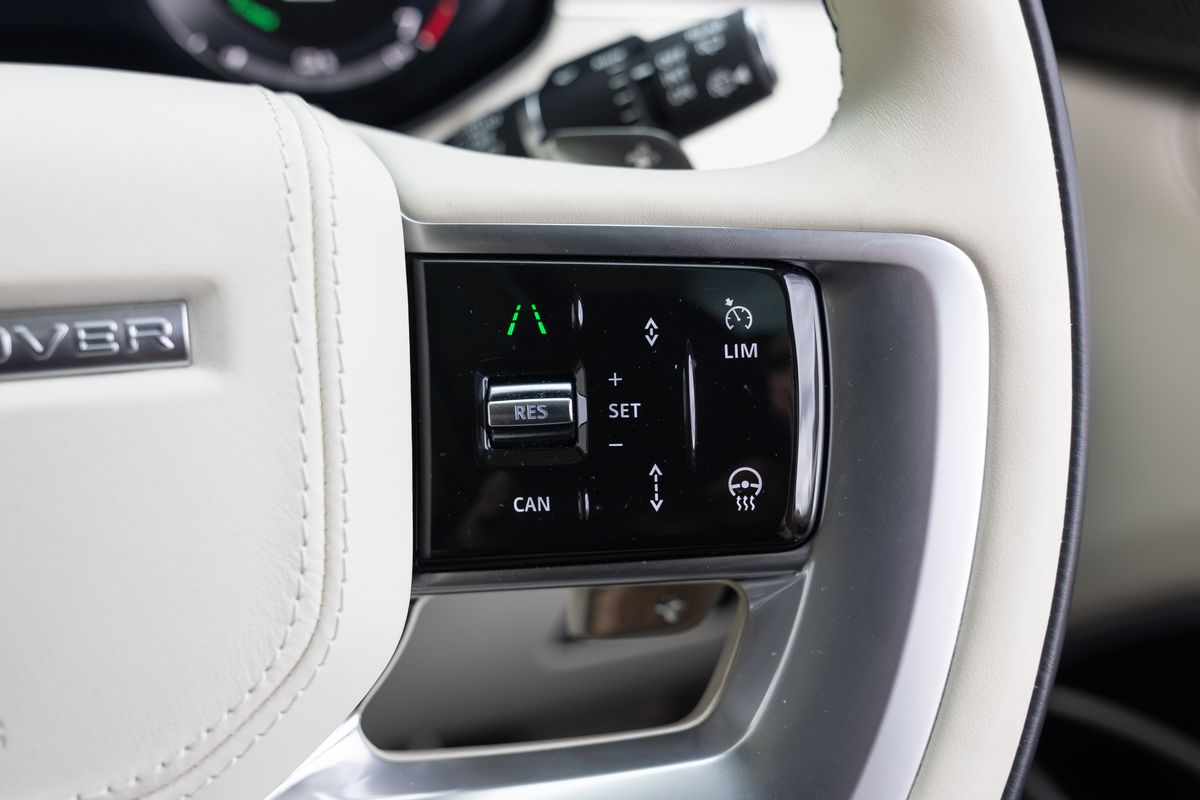 2023 Land Rover Range Rover P550e Autobiography