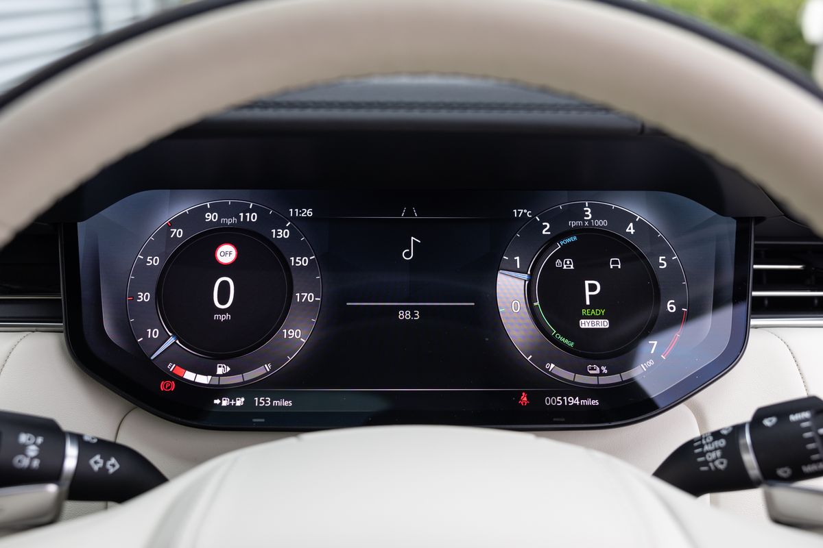 2023 Land Rover Range Rover P550e Autobiography