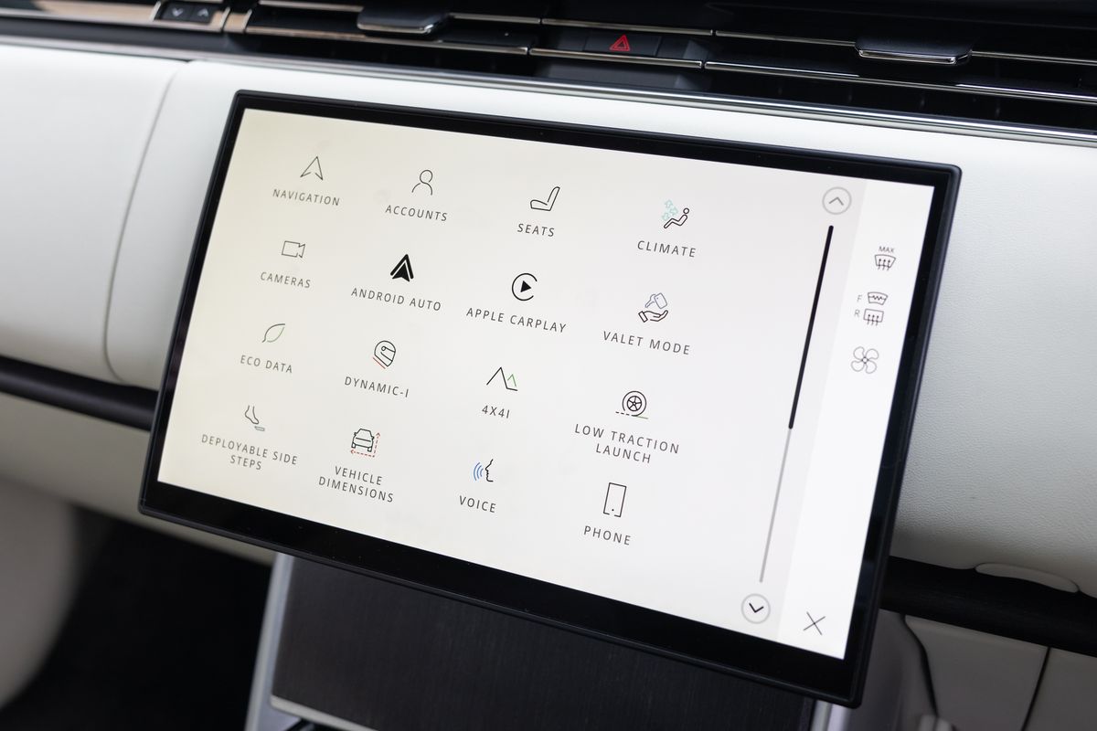 2023 Land Rover Range Rover P550e Autobiography