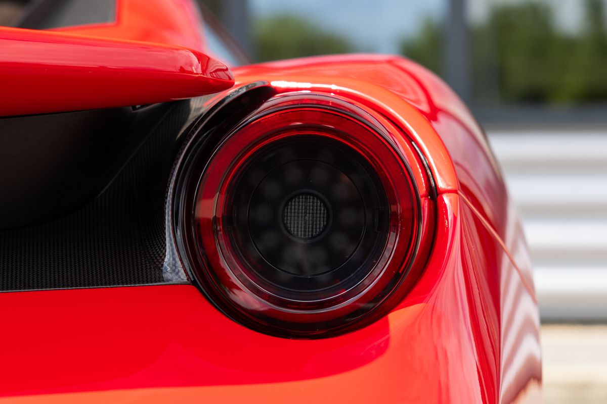 2019 Ferrari 488 Pista