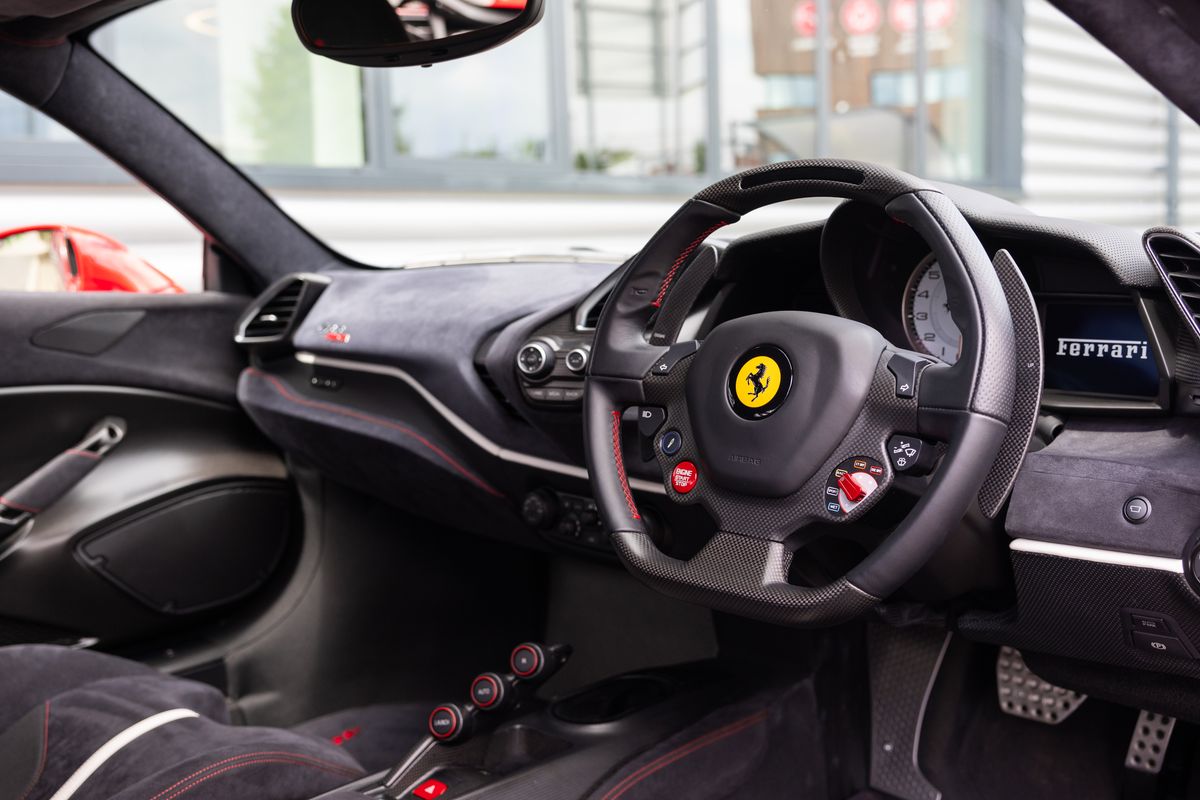 2019 Ferrari 488 Pista