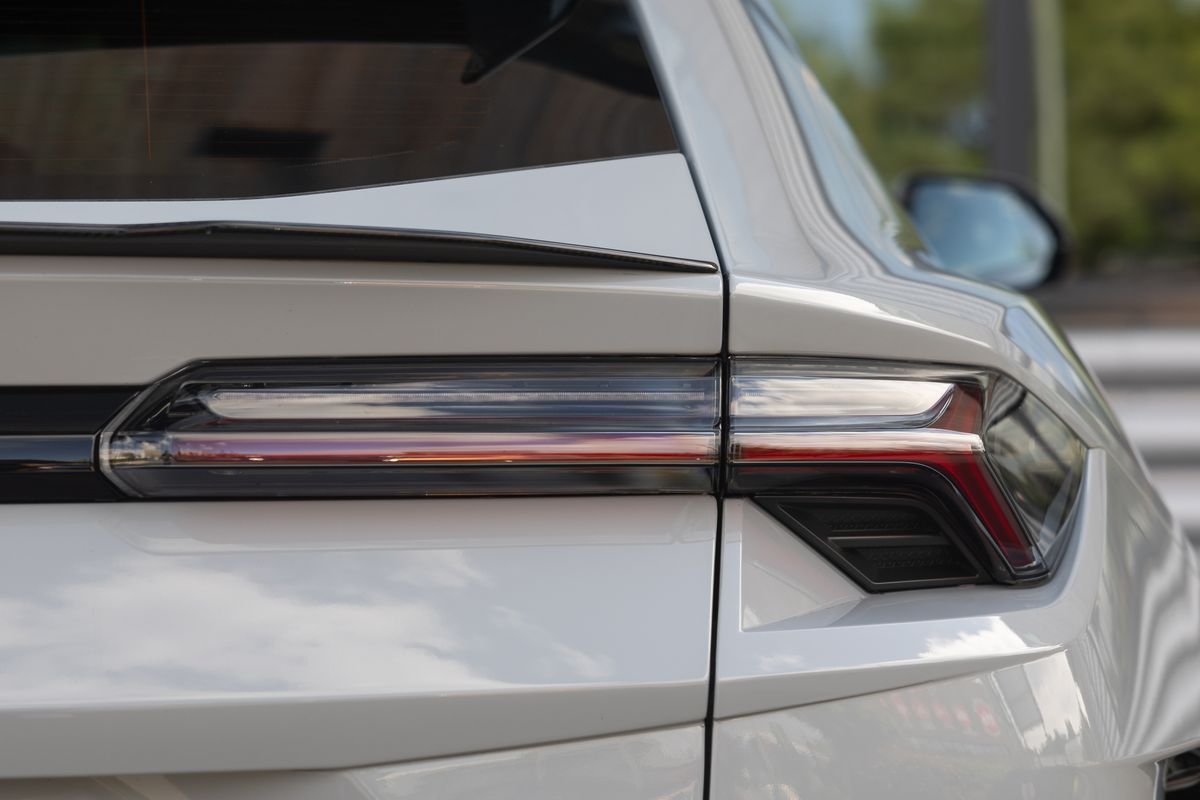 2023 Lamborghini Urus Performante