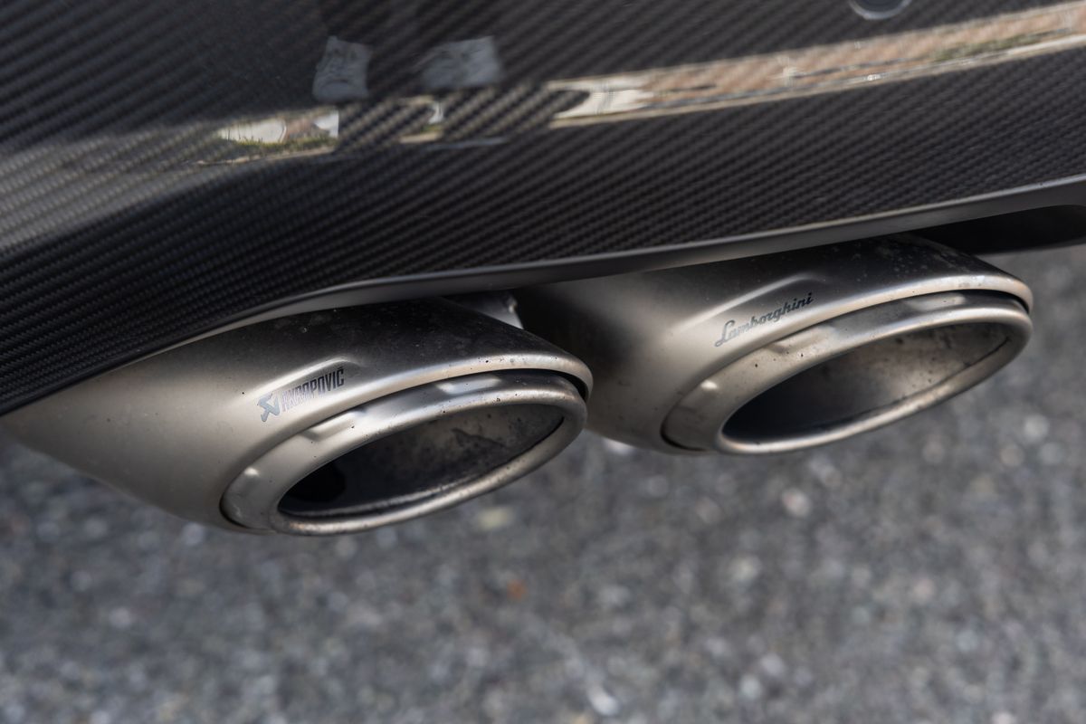 2023 Lamborghini Urus Performante