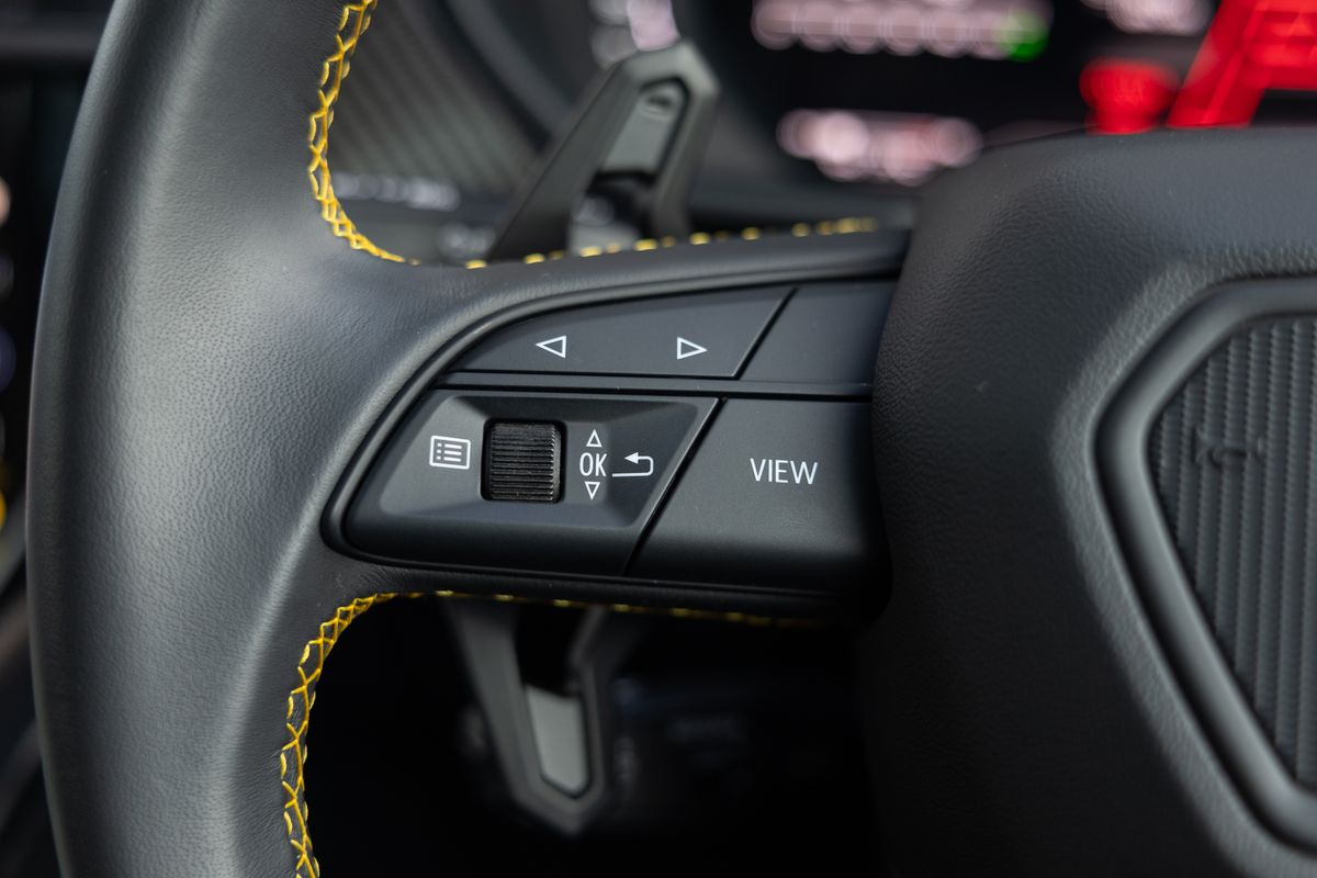 2023 Lamborghini Urus Performante