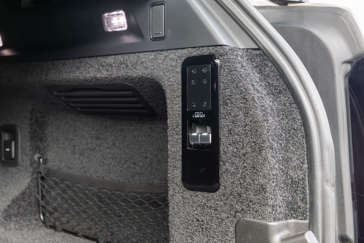2023 Land Rover Range Rover P510e SV PHEV