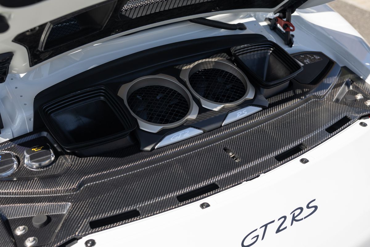 2018 Porsche 911 (991.2) GT2 RS Weissach