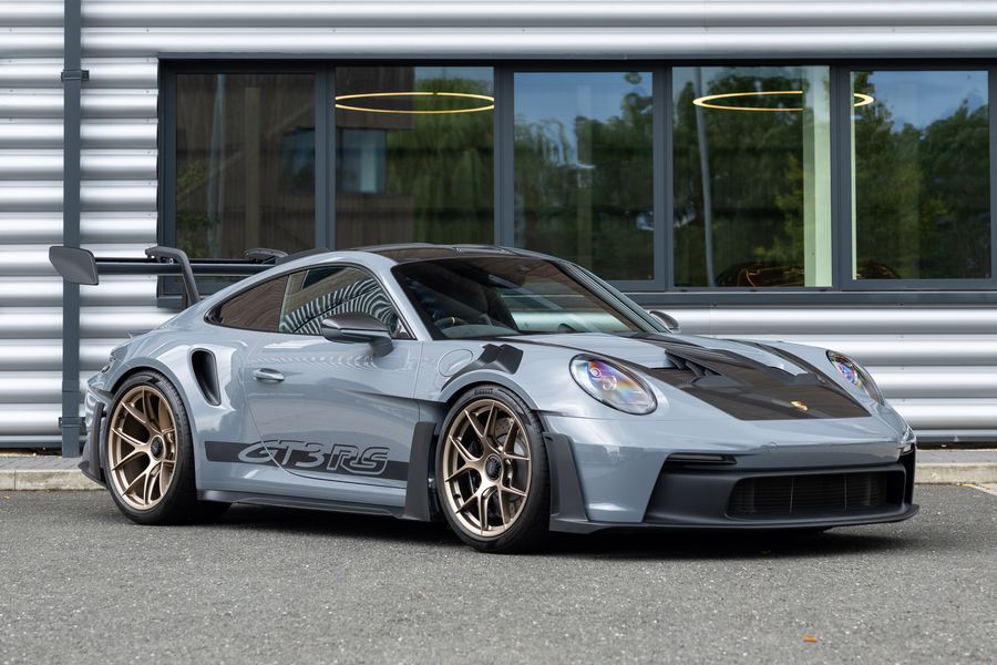 Porsche 911 (992) GT3 RS Weissach